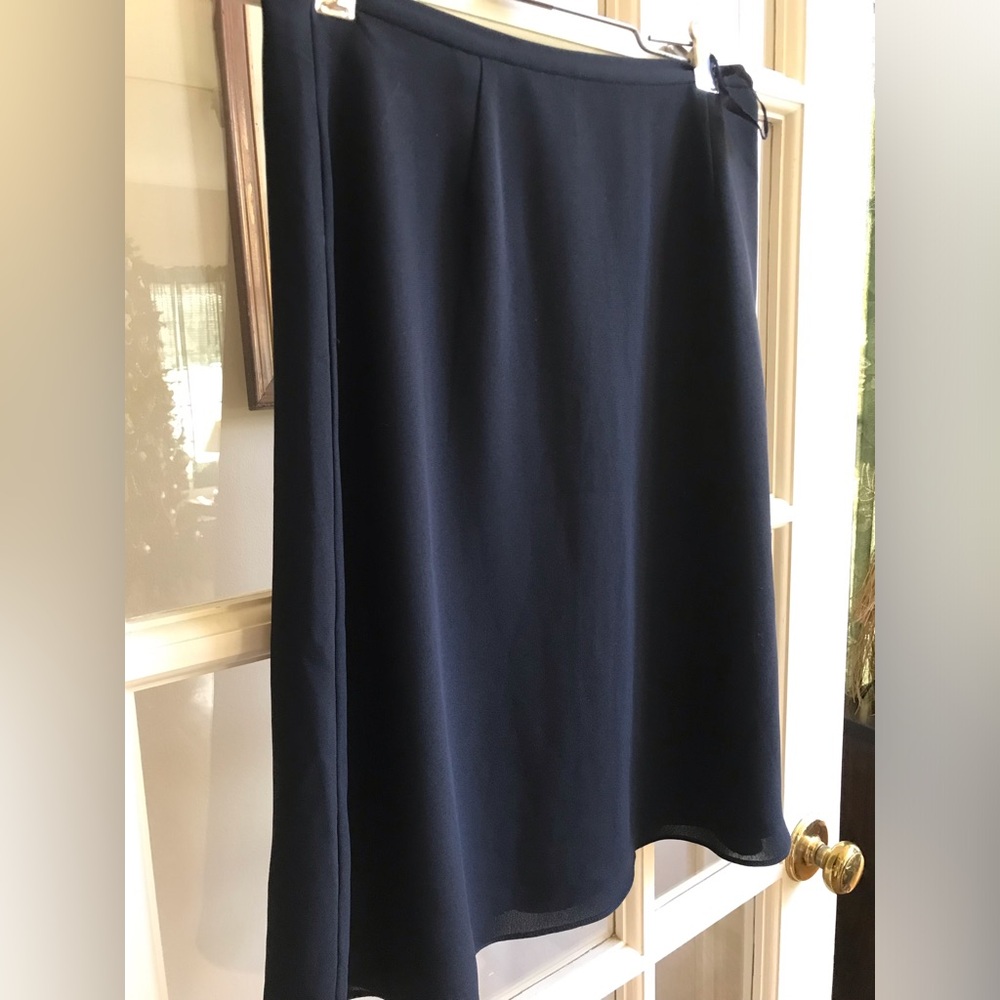Elegant Navy Blue Women's Skirt